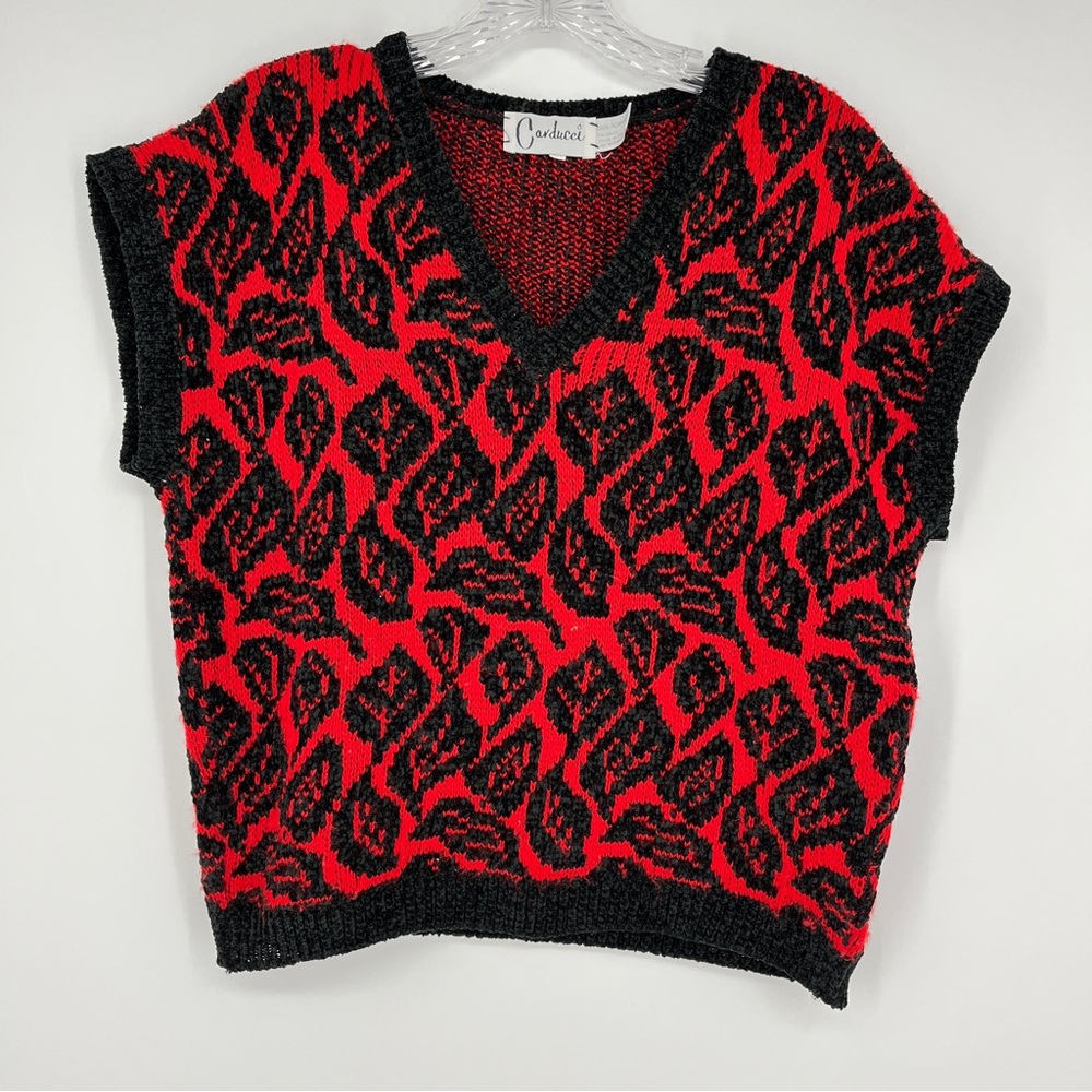 Vintage Carducci Sweater Vest Itay Made Red Leaves Pattern Short Sleeve Medium